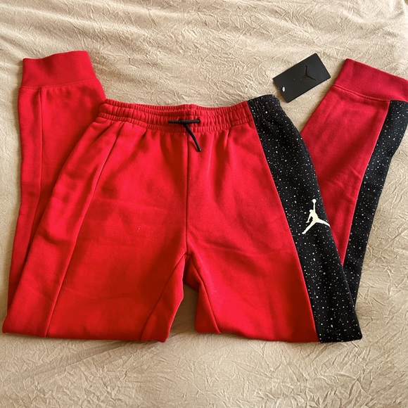Boys Jordan sweatpants NWT - Picture 1 of 3